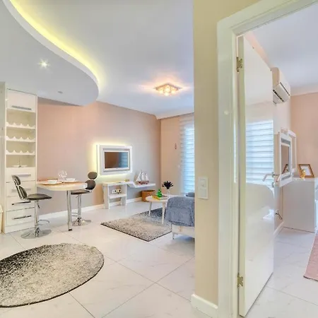 Luxury Granada 아파트 *
